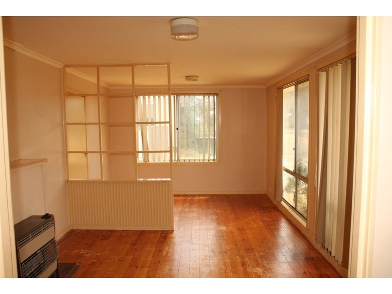 10 Eaton Parade, Laverton VIC 3028