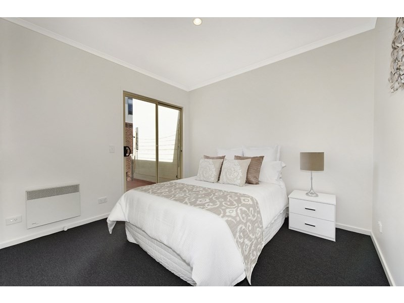 16 Ribbony Walk, Maribyrnong VIC 3032