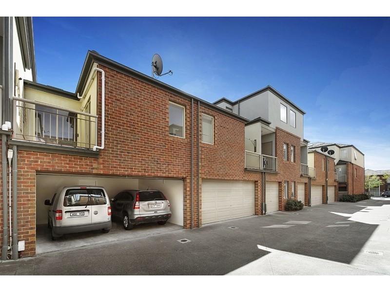 16 Ribbony Walk, Maribyrnong VIC 3032