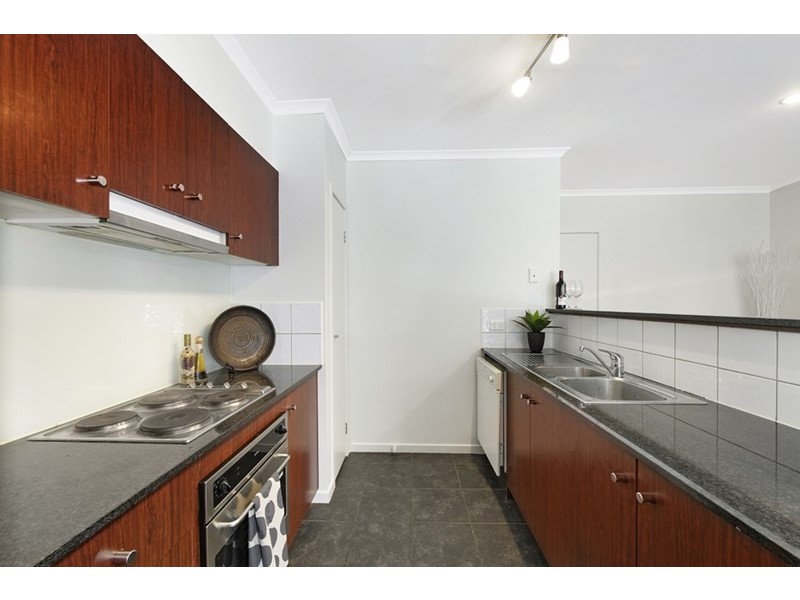 16 Ribbony Walk, Maribyrnong VIC 3032