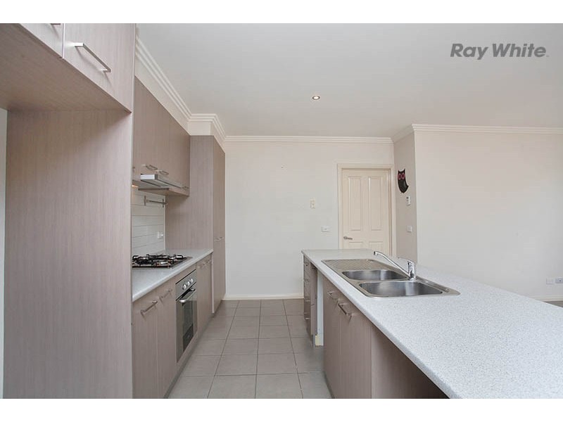 1/74 Westmeadows Lane, Truganina VIC 3029