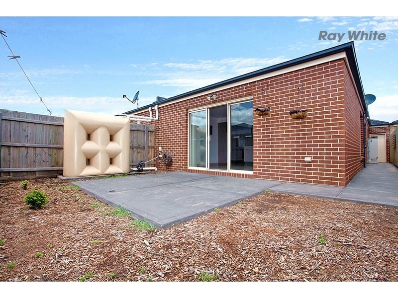 1/74 Westmeadows Lane, Truganina VIC 3029