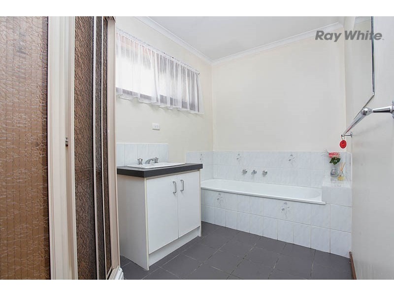 2/15 Point Cook Road, Altona Meadows VIC 3028