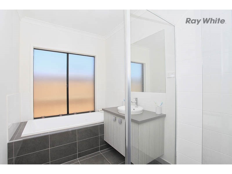 6 Packer Way, Williams Landing VIC 3027