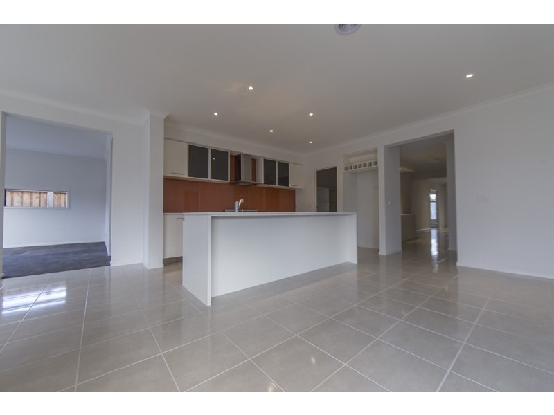 6 Packer Way, Williams Landing VIC 3027