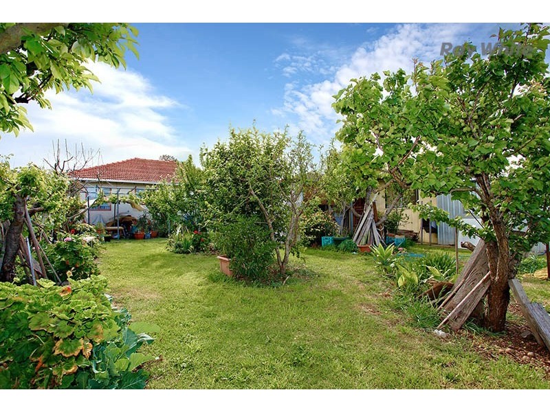 13 Williams Road, Laverton VIC 3028