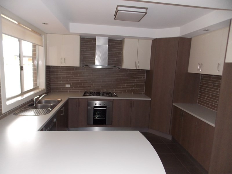 6 Emma Drive, Tarneit VIC 3029