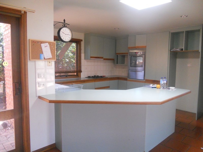 6 Cliveden Court, Seabrook VIC 3028