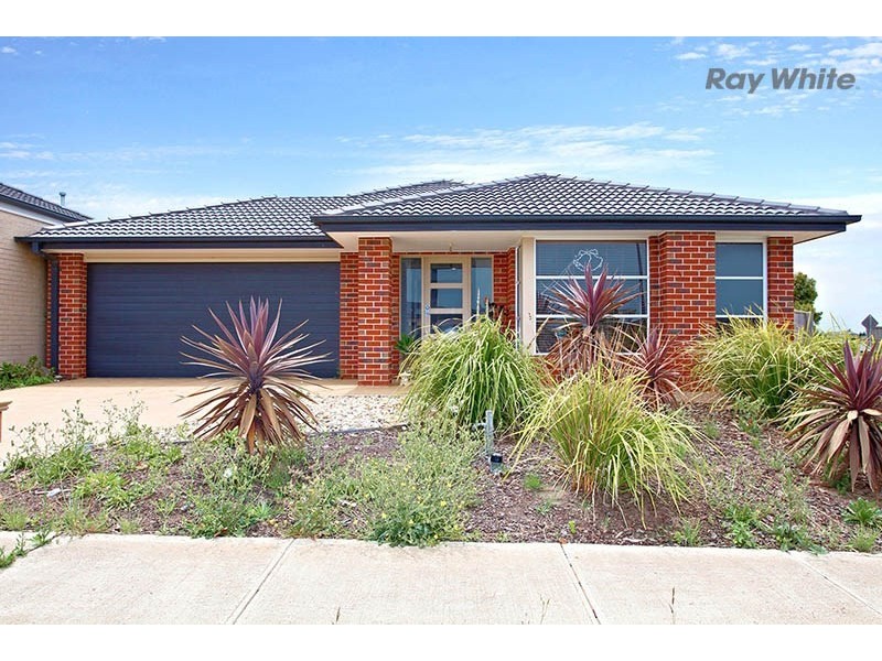 71 Tristania Drive, Point Cook VIC 3030