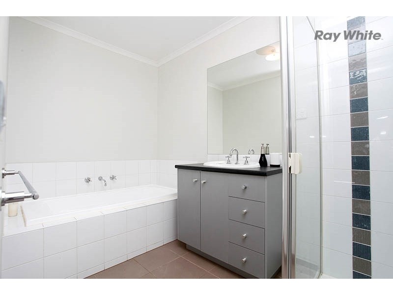 42 Hamish Drive, Tarneit VIC 3029