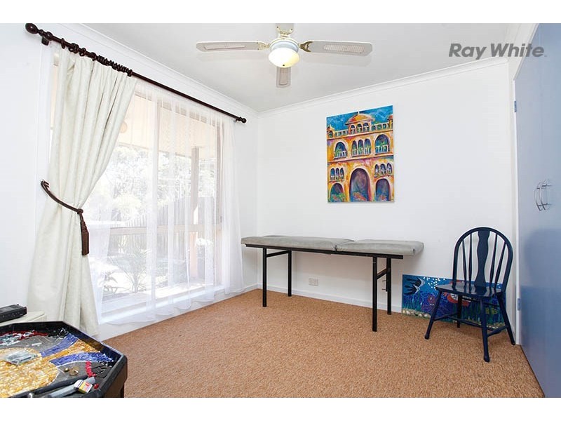 15a Lady Nelson Crescent, Altona Meadows VIC 3028