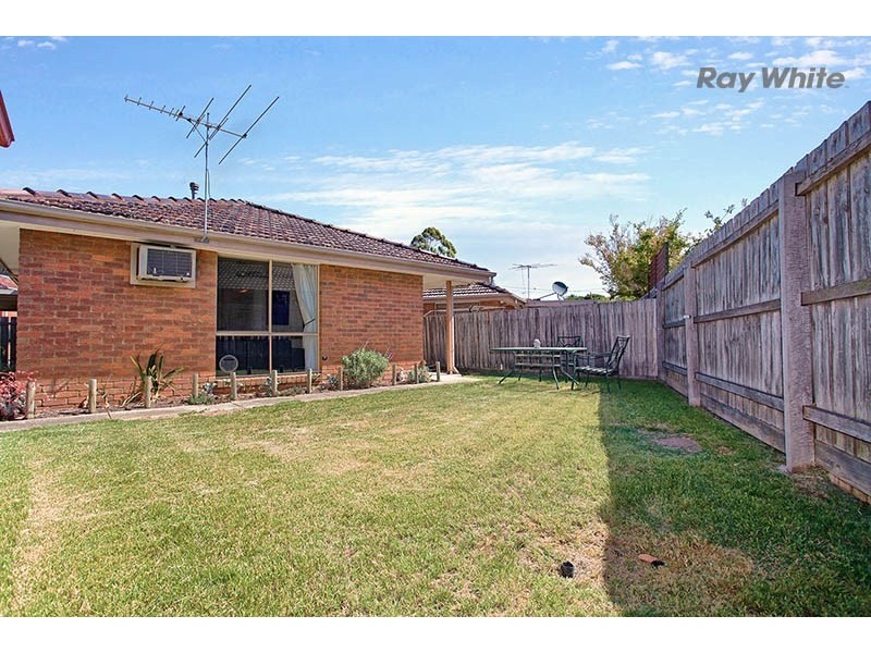 15a Lady Nelson Crescent, Altona Meadows VIC 3028