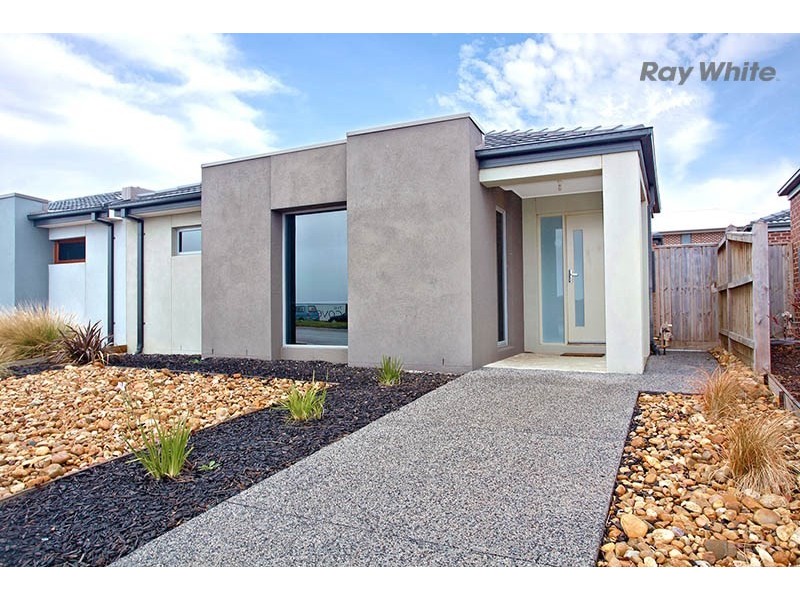 184 Saltwater Promenade, Point Cook VIC 3030