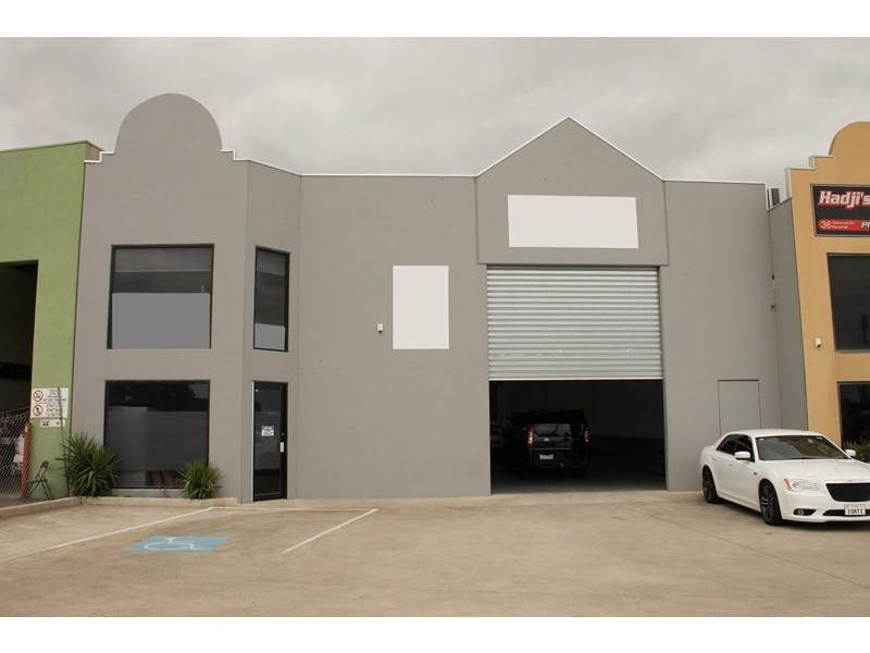 36a Westwood Drive, Ravenhall VIC 3023