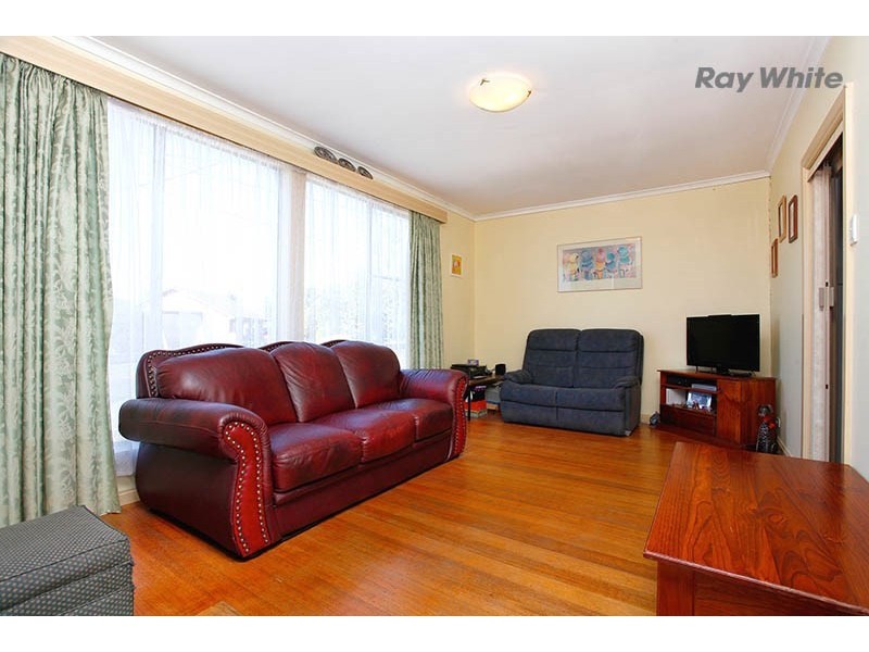 37 Henderson Street, Laverton VIC 3028