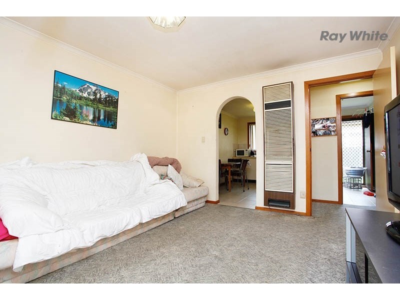 2/27 Grace Street, Laverton VIC 3028