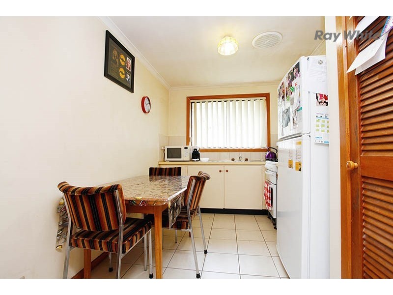 2/27 Grace Street, Laverton VIC 3028