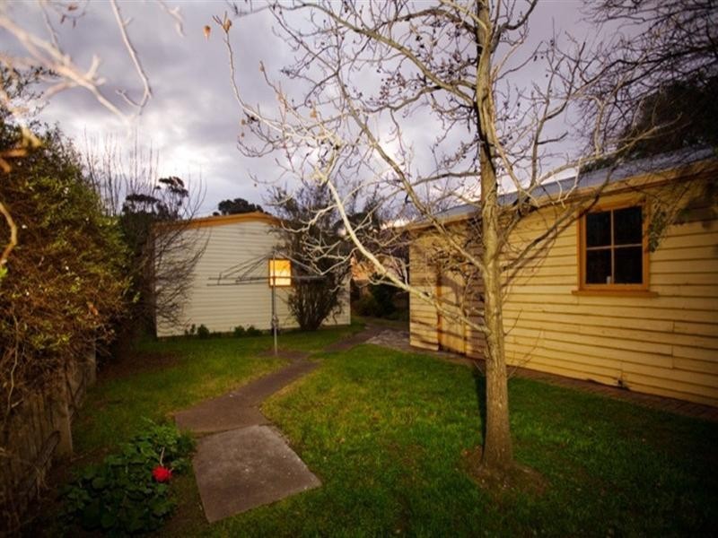 15 Fitzroy Street, Laverton VIC 3028