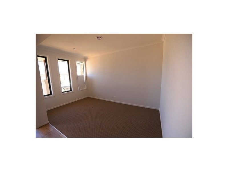 24 Berowa Street, Tarneit VIC 3029