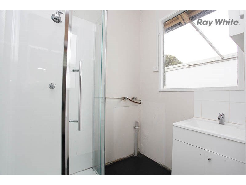 10 Thomas Street, Laverton VIC 3028