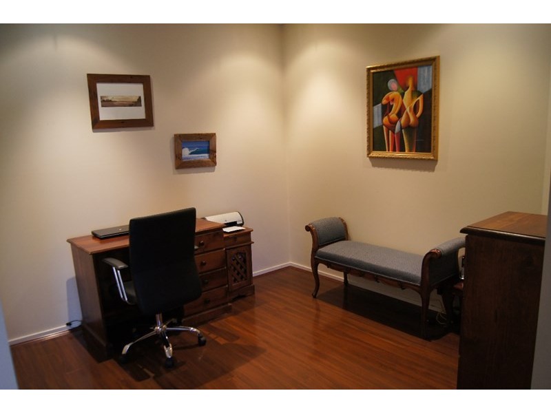 8 Caldwell Road, Williams Landing VIC 3027