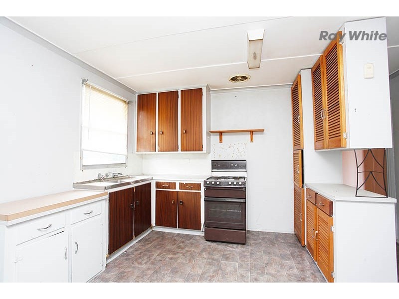 13 Isaacs Street, Laverton VIC 3028