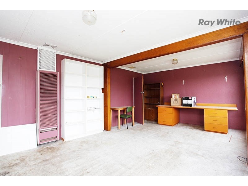 13 Isaacs Street, Laverton VIC 3028