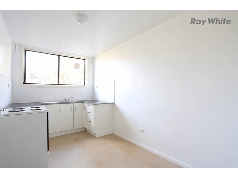 7/16 Forrest Street, Sunshine VIC 3020