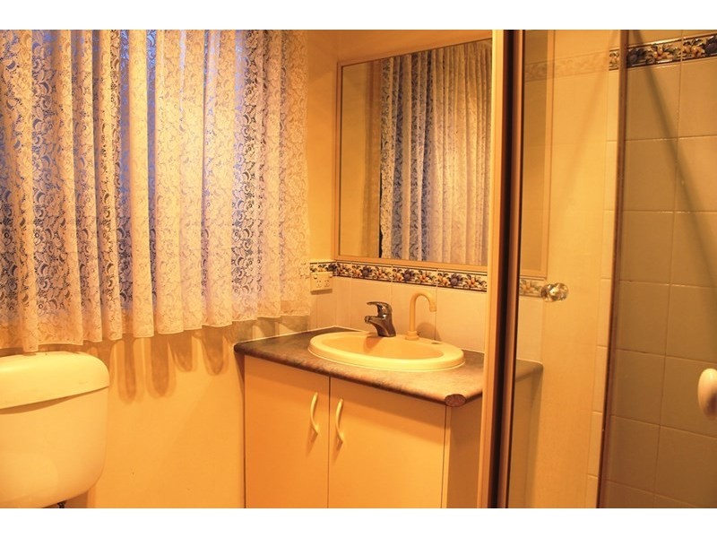 8 Gould Walk, Truganina VIC 3029