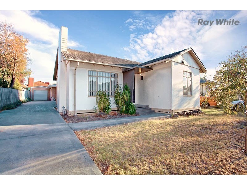 1/3 Charlesworth Street, Laverton VIC 3028