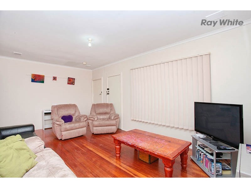 1/3 Charlesworth Street, Laverton VIC 3028