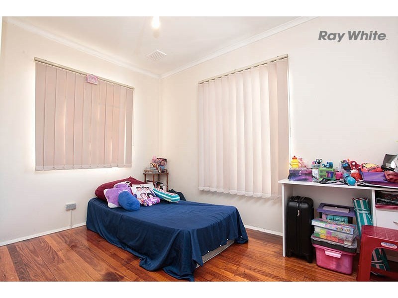 1/3 Charlesworth Street, Laverton VIC 3028