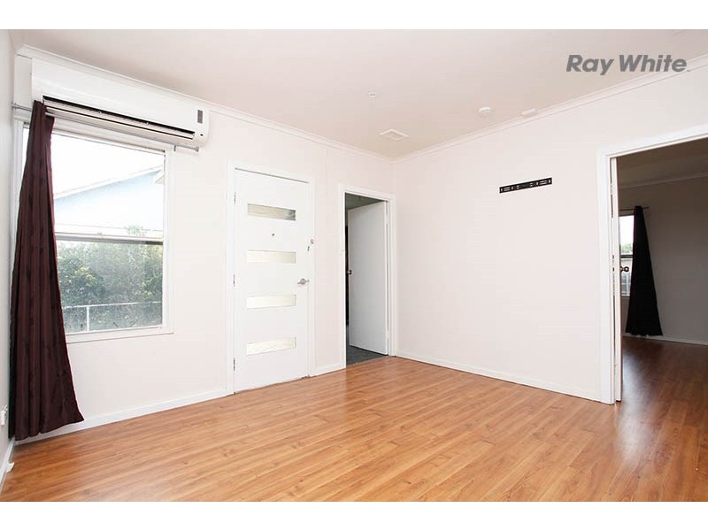 10 Thomas Street, Laverton VIC 3028