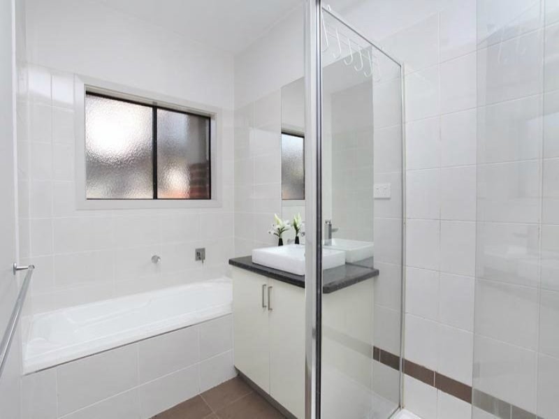 2/48 Selwyn Street, Albion VIC 3020