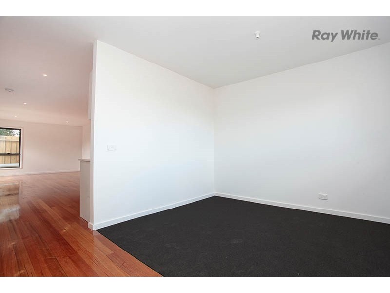 2/1D Wackett Street, Laverton VIC 3028