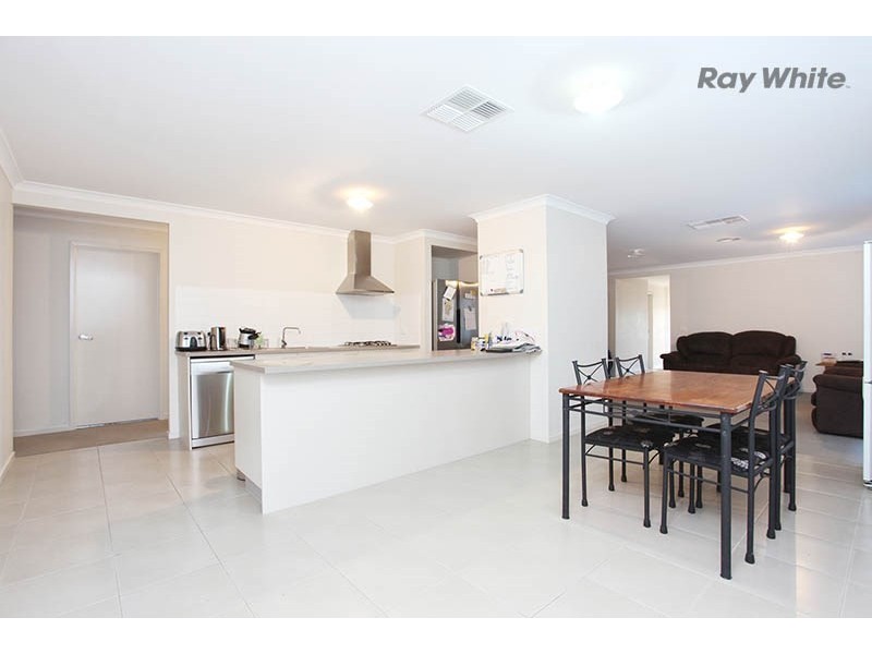 44 Gardenview Drive, Tarneit VIC 3029