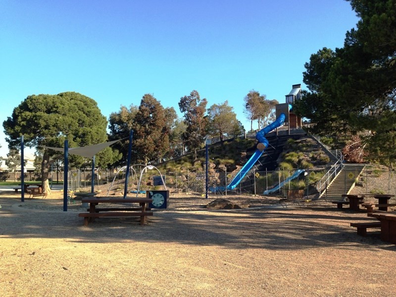 54 Alamanda Boulevard, Point Cook VIC 3030