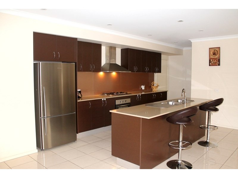 54 Alamanda Boulevard, Point Cook VIC 3030