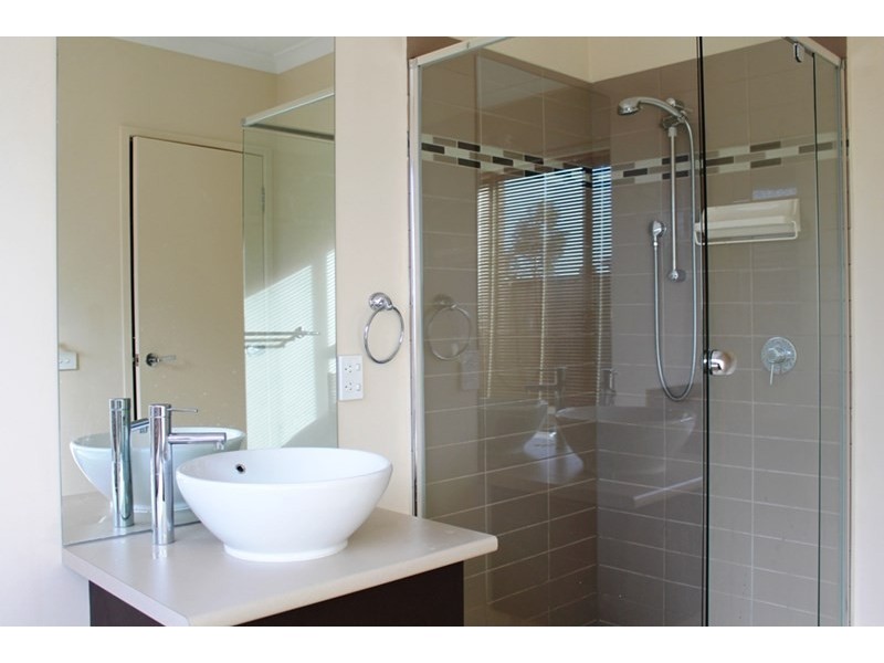 54 Alamanda Boulevard, Point Cook VIC 3030