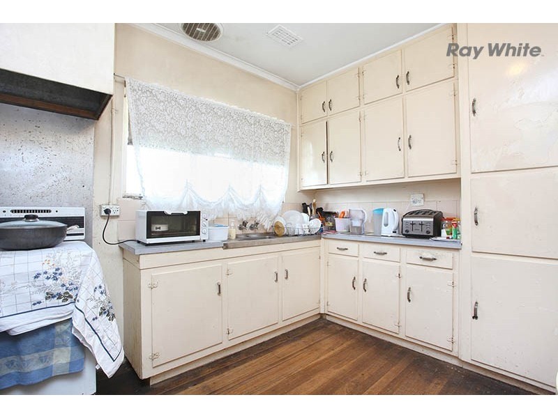 27 Williams Road, Laverton VIC 3028