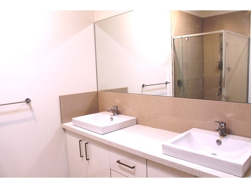 8 Cole Street, Laverton VIC 3028