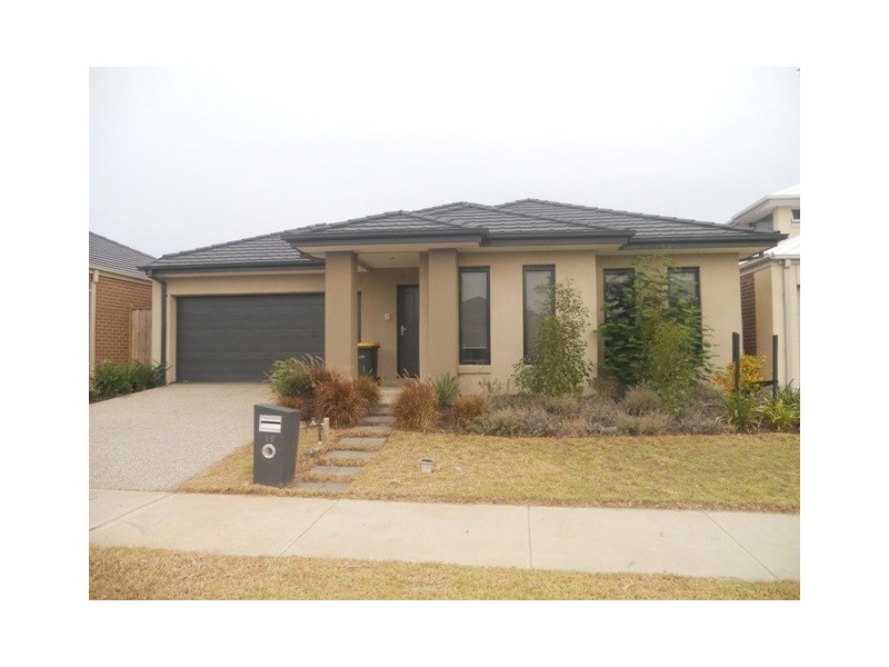 16 Freedman Street, Williams Landing VIC 3027