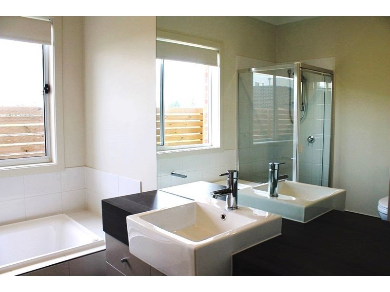 3 League Street, Werribee VIC 3030