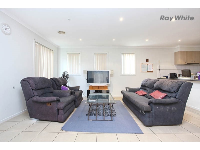 6 Windsong Way, Point Cook VIC 3030