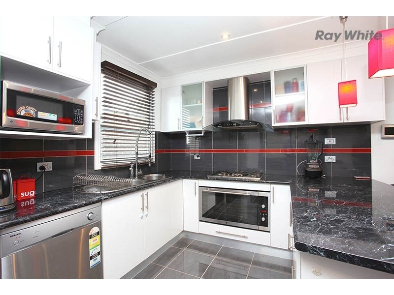 1/31 Snowden Street, Laverton VIC 3028