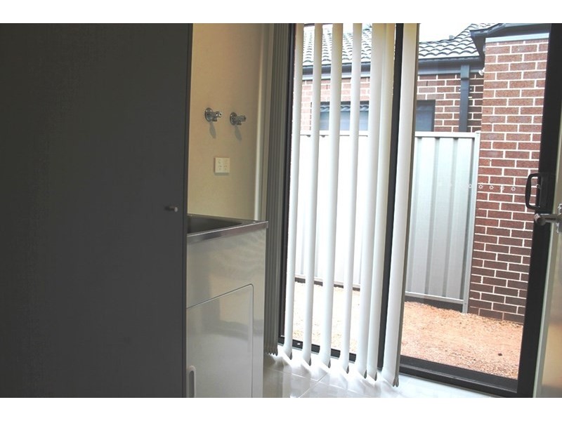 18 Native Way, Kurunjang VIC 3337