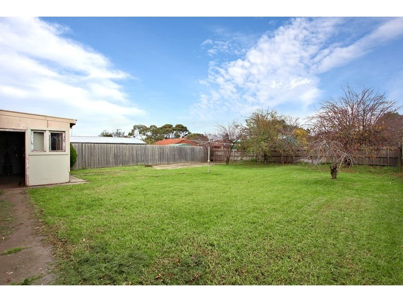 143 Alma Avenue, Laverton VIC 3028