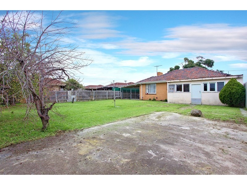 143 Alma Avenue, Laverton VIC 3028