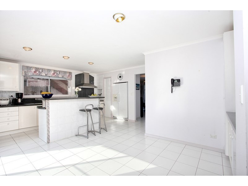 1 Bowood Court, Seabrook VIC 3028