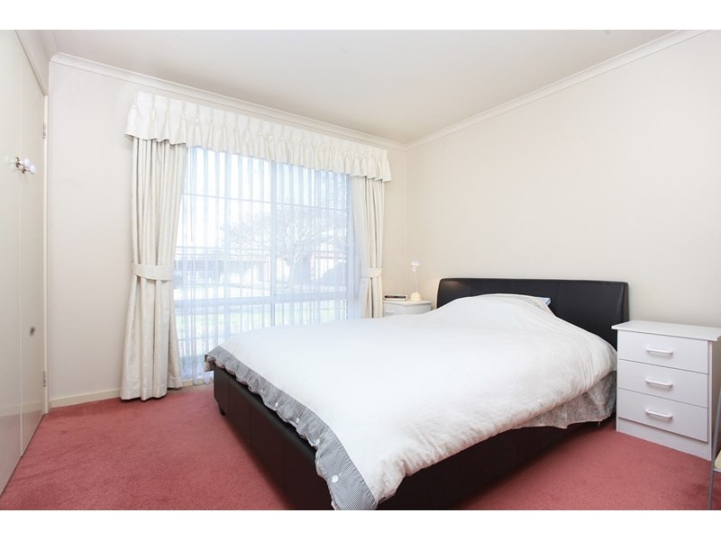 1 Bowood Court, Seabrook VIC 3028